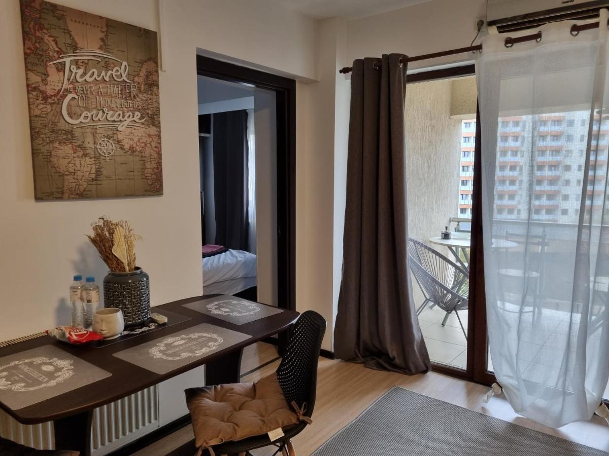 Lovely & Comfy, Central Apt In Jassy Zewnętrze zdjęcie